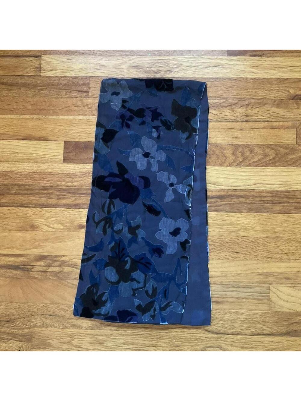 vintage 90s whimsy ombré blue velvet burnout scarf fall preppy autumn goth